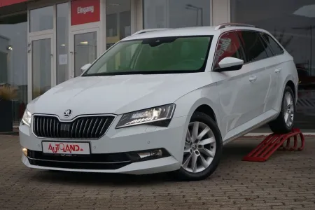 Skoda Superb Combi 2.0 TDI Style... 