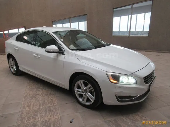 Volvo S60 1.6 D Advance Image 2